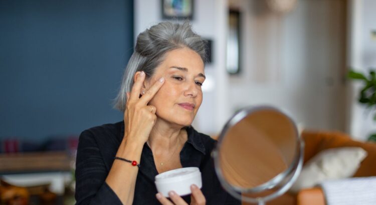 Ce soin anti-rides 7-en-1 noté « excellent » sur Beauté Test est adoré par les mannequins du monde entier