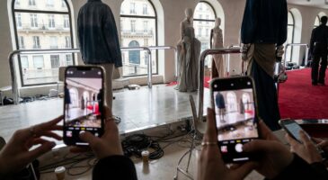 Retour sur les 15 moments mode viraux de 2025 : on garde certaines pièces pour 2026, les autres on zappe (et vite !)