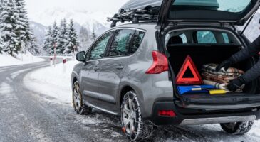 Grand départ de Noël demain : cette liste d’équipements voiture à cocher ce soir pour éviter l’amende et la galère sous la neige