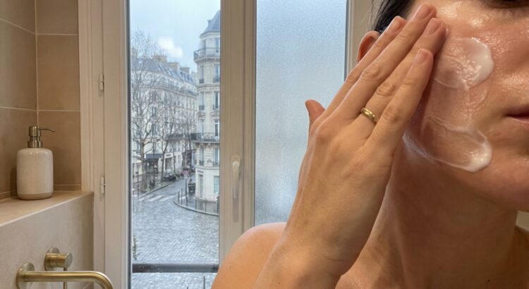 Peau qui tiraille et rougeurs tout l’hiver : je teste mon rituel hydratant depuis 3 semaines, et il corrige vraiment tout en profondeur