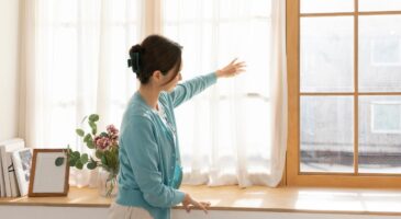 Neige à Noël : posez vos rideaux thermiques comme ça, vous gagnerez des degrés précieux chez vous