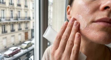 Ce soin coréen d&rsquo;Aestura venu du milieu médical sauve la peau du froid : pourquoi ceux qui l&rsquo;ont adopté ne s&rsquo;en passent plus