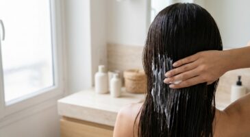 Cheveux ternes et cassants : ce soin coréen bluffant renforce, répare et redonne de l’éclat dès la première utilisation