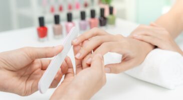 J&rsquo;ai testé la manucure russe : voici pourquoi je ne pourrai plus jamais revenir en arrière