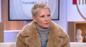 Adriana Karembeu, 54 ans : ce nouveau look extrême vu à la télé change tout après 50 ans (et relance une tendance oubliée)