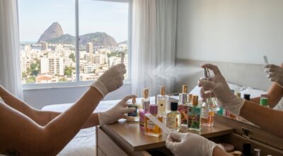 Au Brésil, ce rituel beauté de la Gen Z affole l’industrie du parfum et oblige les marques à une révolution totale