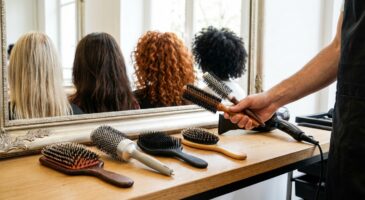 Cheveux fins, épais ou bouclés : cette brosse que vous utilisez encore les abîme, voici celle à choisir selon votre texture