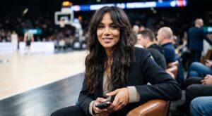 Meghan Markle lâche ses chignons pour cette coupe 2000 : le détail capillaire à connaître avant votre prochain rendez-vous