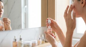 Ce soin visage de la K-beauty à 600 € que Kim K et Jennifer Aniston adorent : comment le reproduire chez vous sans aiguilles