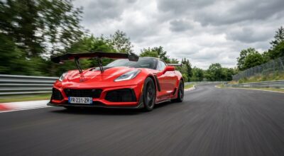 Cette hypercar hybride Chevrolet à moins de 200 000 € humilie des modèles à plusieurs millions sans complexe sur circuit