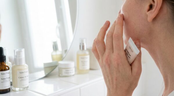 Peau sensible, rougeurs, tiraillements : ce soin de teint coréen a rendu ma peau incroyablement nette en très peu de temps