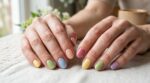 Ces 8 couleurs de vernis pastel vont tout changer au printemps 2026 (si vos ongles n’ont pas ça, vous ratez la tendance)