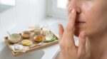 Points noirs sur le visage : ces 5 mélanges maison avec des produits de cuisine que vous avez déjà sont à tester dès ce soir