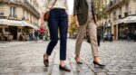 À 30 comme à 60 ans, ces femmes abandonnent ce type de pantalon et le remplace par ce modèle qui change la silhouette en 2026