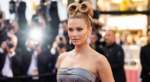 À Cannes, Bella Hadid s’affiche avec cette coiffure effet lifting que vous verrez partout cet été sans bistouri