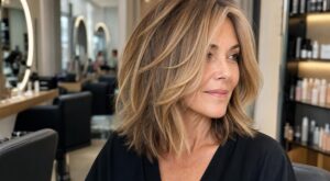 Balayage ou mèches : voici la nuance de blond exacte qui rajeunit après 50 ans