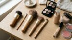 Blush, anticernes, fond de teint : ces 5 outils pour le maquillage suffisent et tout le reste ne sert plus à rien