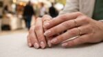Cette manucure nude rehaussée validée par Kylie Jenner va détrôner vos ongles de printemps (et vous pouvez la copier chez vous)