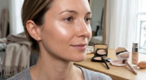 J&rsquo;ai testé 3 illuminateurs teint : ce highlighter à moins de 10 € donne un effet peau de verre bluffant, loin devant le luxe