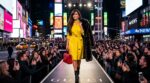 Paris Hilton méconnaissable au défilé Gucci 2027 : cette métamorphose capillaire dans cette ville mythique affole la toile