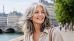 Après 50 ans, cette coupe d’été rend les cheveux fins méconnaissables et vous crée un volume de folie