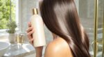 Cheveux ternes avant l'été : ce soin ogx pour longueurs abîmées promet une brillance effet miroir que vous n'oserez plus quitter