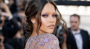 Jennifer Lopez mise tout sur cette tendance regard des années 2000 que tout le monde croyait ringarde (et qui revient en 2026)