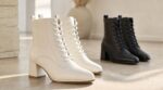 Au lieu des bottines noires, ces chaussures claires validées par Charlize Theron vont dominer déjà l’automne 2026