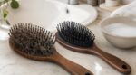 Ce geste que vous zappez avec cet accessoire pour les cheveux transforme votre cuir chevelu en nid à bactéries à votre insu