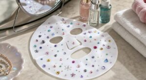 Ce nouveau rituel skincare tiktok enflamme les masques en tissu : tout le monde l’adopte, mais pas pour la raison que vous croyez