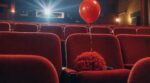 Tim Curry, visage culte du terrifiant téléfilm « Ça » : à 80 ans, cette nouvelle inattendue bouleverse ses fans dans le monde entier