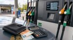 Essence à 2,50 € le litre : ce montant qui s’envole dans les caisses de l’État à chaque plein va vous faire revoir vos trajets