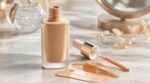 Peau sèche, ridules qui se creusent : ne mettez plus rien avant d’avoir vu ce fond de teint-soin 76 % soin encensé sur Beauté Test