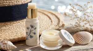 Si vos lèvres brûlent encore après l&rsquo;été, ce baume français 100/100 sur Yuka promet 8 h de confort (et des petites peaux en moins)