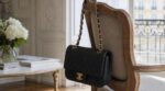 Ce classique Chanel que Kate Middleton recycle depuis 10 ans : avant de l'adopter à 44 ans, retenez bien cette façon de le porter