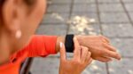 Ni écran, ni abonnement : le bracelet Garmin CIRQA qui veille sur votre santé sans jamais vous distraire