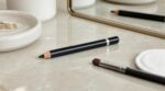 Crayon noir : ce geste ultra simple d'un maquilleur TikTok lifte le regard en 10 secondes (et vous faites souvent l'inverse)