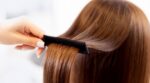Hair oiling : ce rituel indien à faire avant la douche pourrait bien transformer vos cheveux secs et ternes cet automne