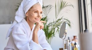 Lidia Herrero, maquilleuse : « Après 50 ans, si vous avez les yeux marron, l'eye-liner le plus flatteur est celui de couleur chocolat. »