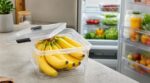 José Luis, primeur : « Pour éviter que les bananes noircissent trop vite, ne les laissez pas dans une corbeille à fruits, mais placez-les dans une boîte hermétique au réfrigérateur. »