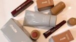 Bye bye le teint terne : j'ai testé ces 3 soins Rhode vendus chez Sephora, ils réveillent vraiment l'éclat